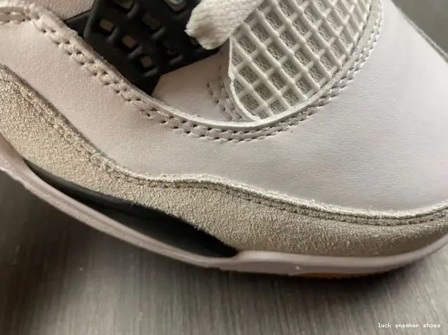 Reps LUCY 4 Retro DR5415-100 Jordan SB 0518